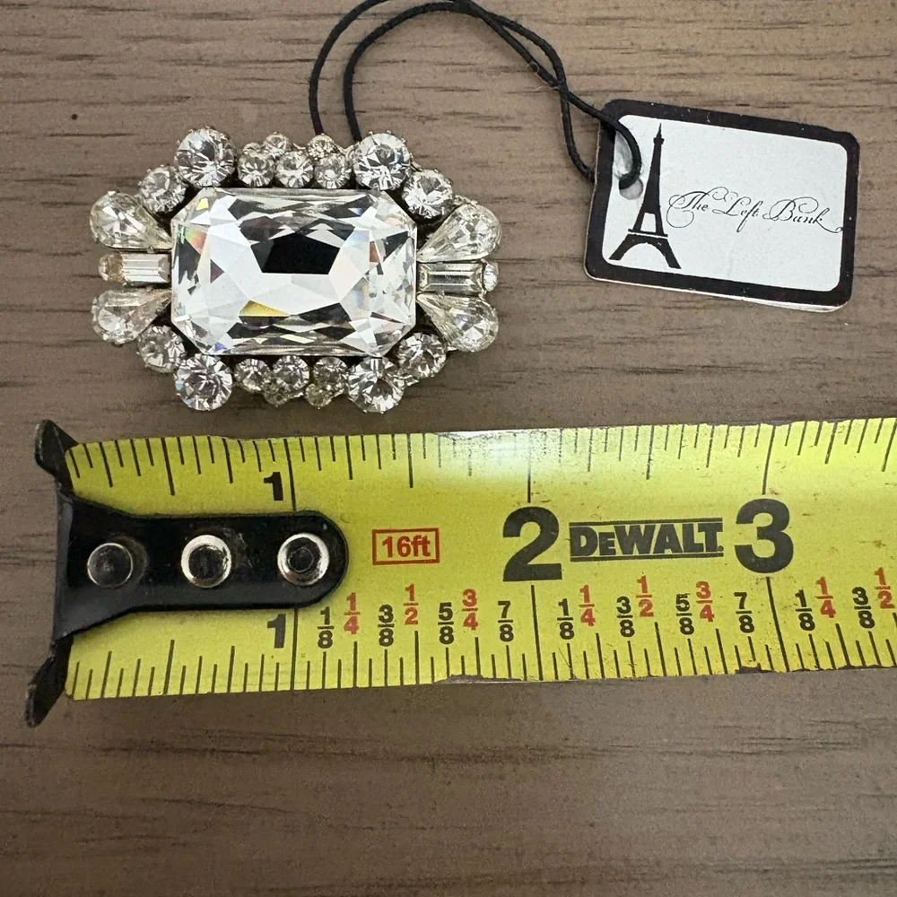 Elegant Swarovski Crystal Brooch NWT - Picture 2 of 3